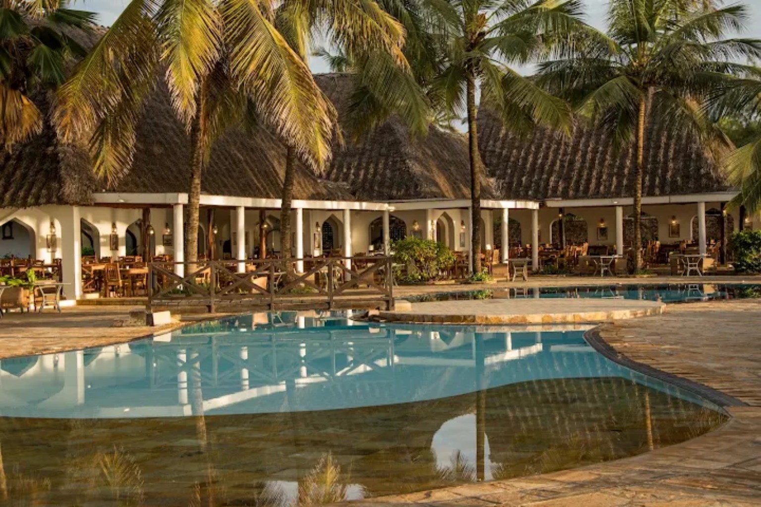 Sultan Sands Island Resort & Spa