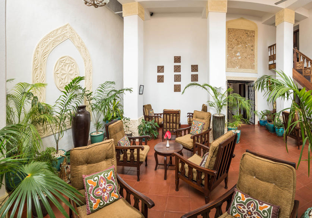 Kisiwa House Hotel